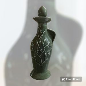 Vintage James Beam Genuine Regal China Green Decanter 13 inches tall w/stopper